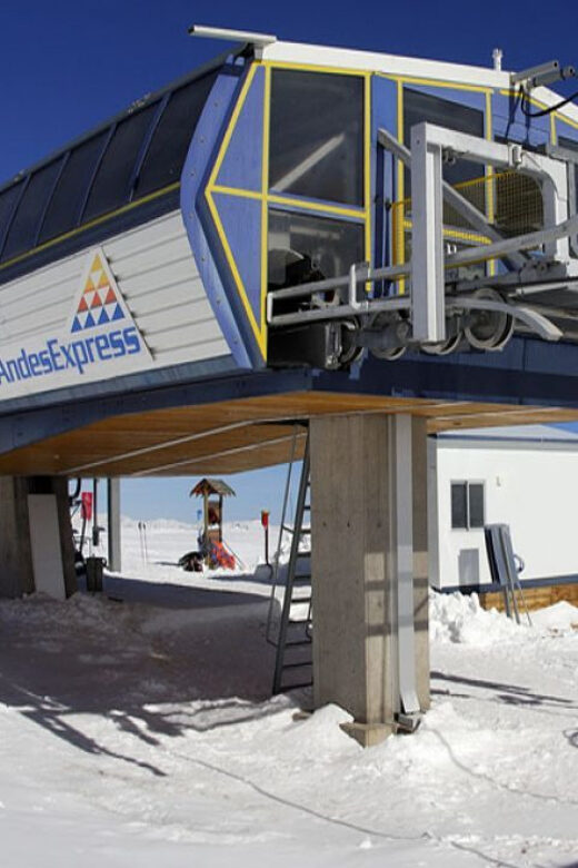 Santiago: Valle Nevado and Farellones Ski-Center Day Trip - Your Guide Experience: When Service Makes the Difference