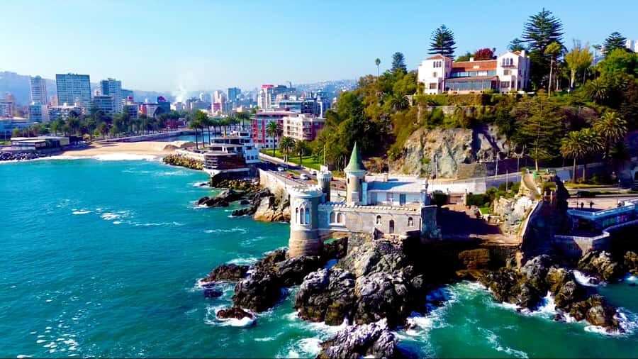 Santiago: Viña del Mar, Valparaiso, with Wine Tasting - Caleta Portales: Sea Lions, Fishermen, and Real Seafood Energy