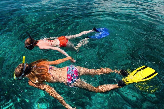 Snorkel and Island Experience at Laughing Bird Caye National Park - The 6-hour rhythm: two snorkel sessions plus a real island lunch