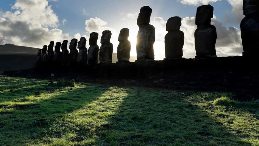 Tongariki Sunrise: Half Day Private Tour - Comfort and what to pack for a dawn moai moment