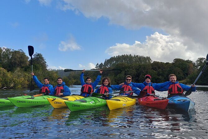 Tour Guiado en Kayak por Rio Maullin / Medío dia en Pto. Varas - Meeting at Cahuil Adventure: Lago Llanquihue first, then the river