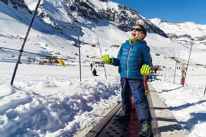 Tour Parque Farellones Ticket+Transportation, optional Snowwear - Optional snowwear: save yourself the drama