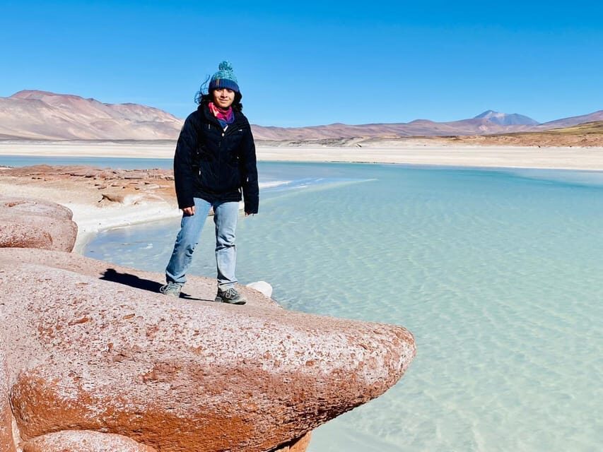 Tour Piedras Rojas + Altiplanic Lagoons + Chaxa Lagoon - En Route Stops and the Meals: Small Breaks That Affect Your Day