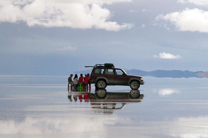 Uyuni Salt Flats 4-days tour from Atacama> private room available - From San Pedro to Bolivia: the 7:00 AM start you need to respect