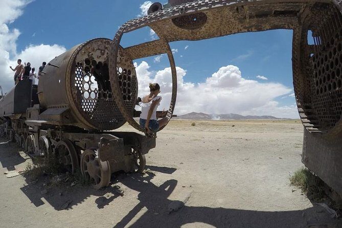 Uyuni Salt Flats 4-days tour from Atacama> private room available - Who this Uyuni tour suits best (and who should think twice)