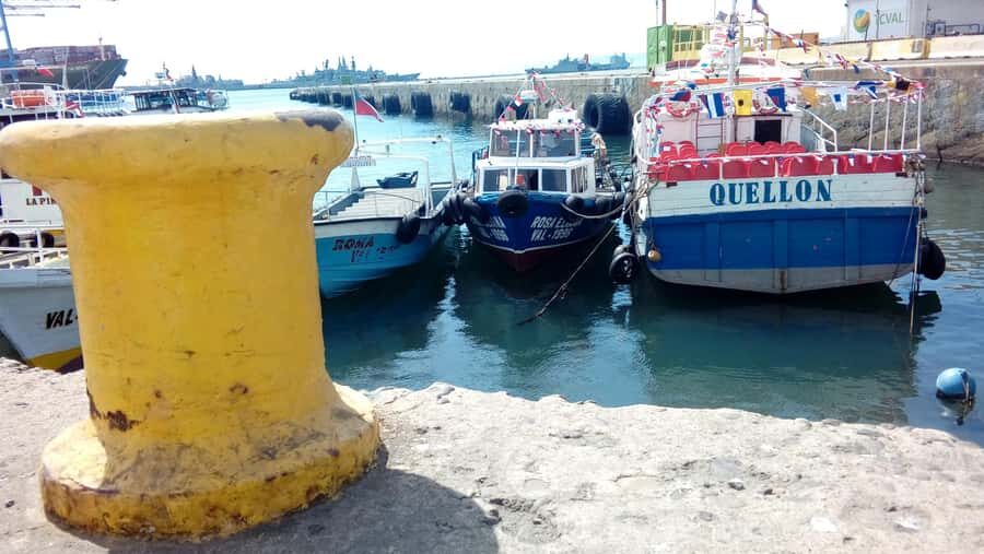 Valparaiso: Street Art, Funiculars and Port City Tour - Alfajor break and viewpoint food stops: how to use this tour for lunch plans