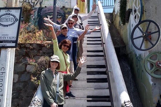 Valpo in 1 day: Authentic + Famous! Semi-private walking tour & public transport - Why Public Transport Makes Valparaíso Make Sense